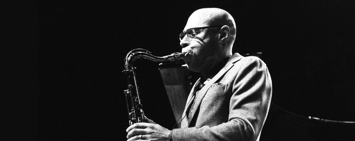 joshua redman playing saxophone